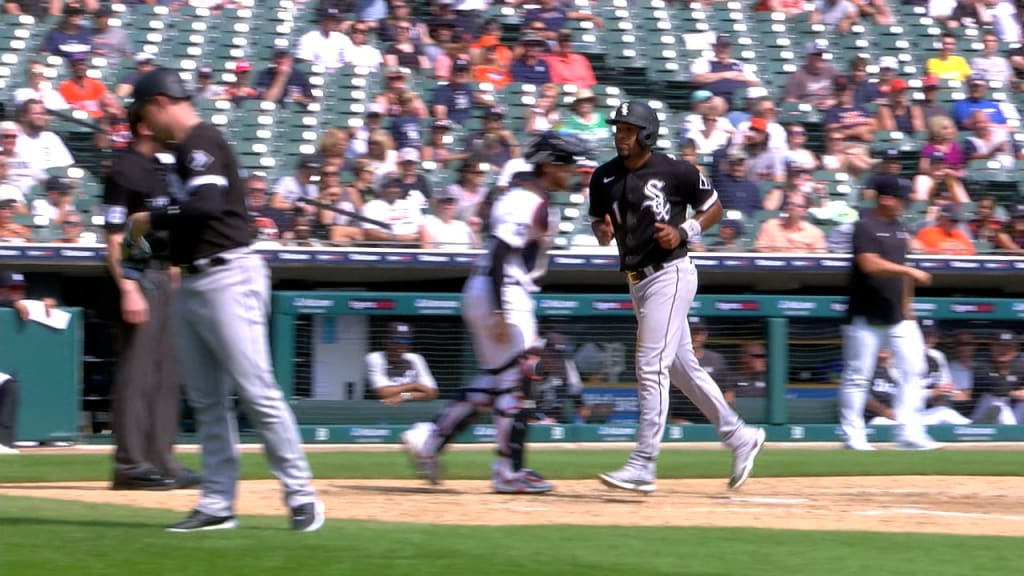 Johnny Cueto, Gavin Sheets lead White Sox over Tigers