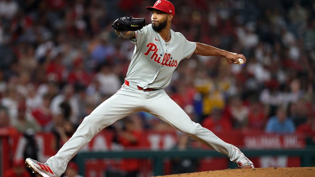LIVE: Sánchez hits major milestone, another on horizon