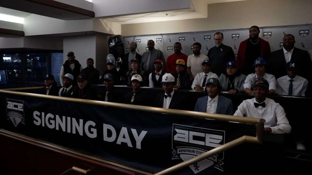 Amateur City Elite Signing Class of 2023 — Photo Blog