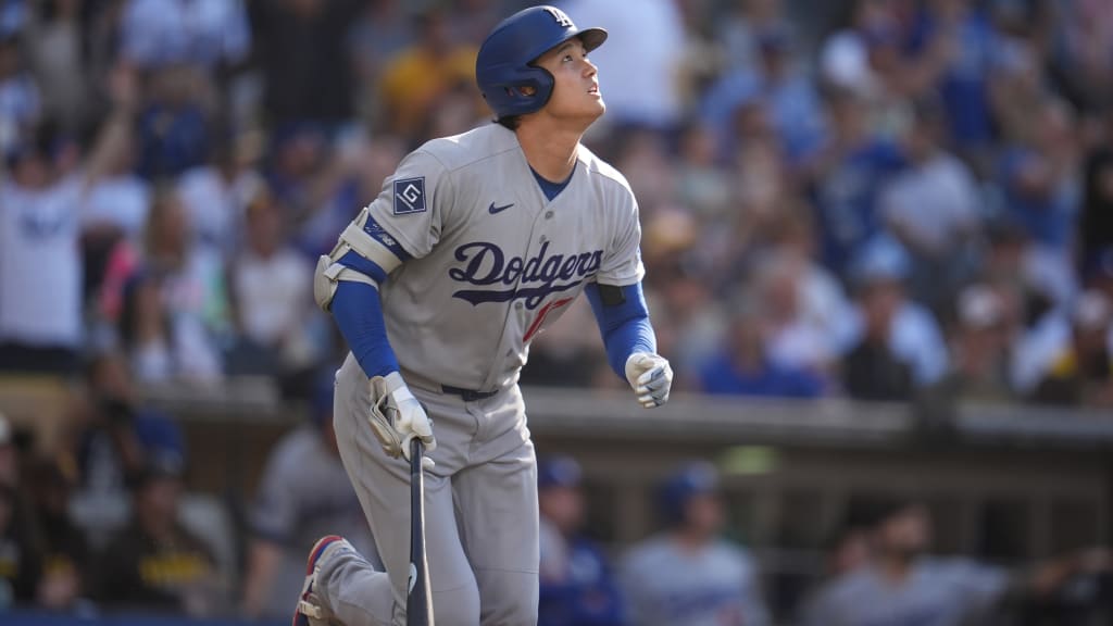 LIVE: Ohtani on mound, batting leadoff ... and hitting homers