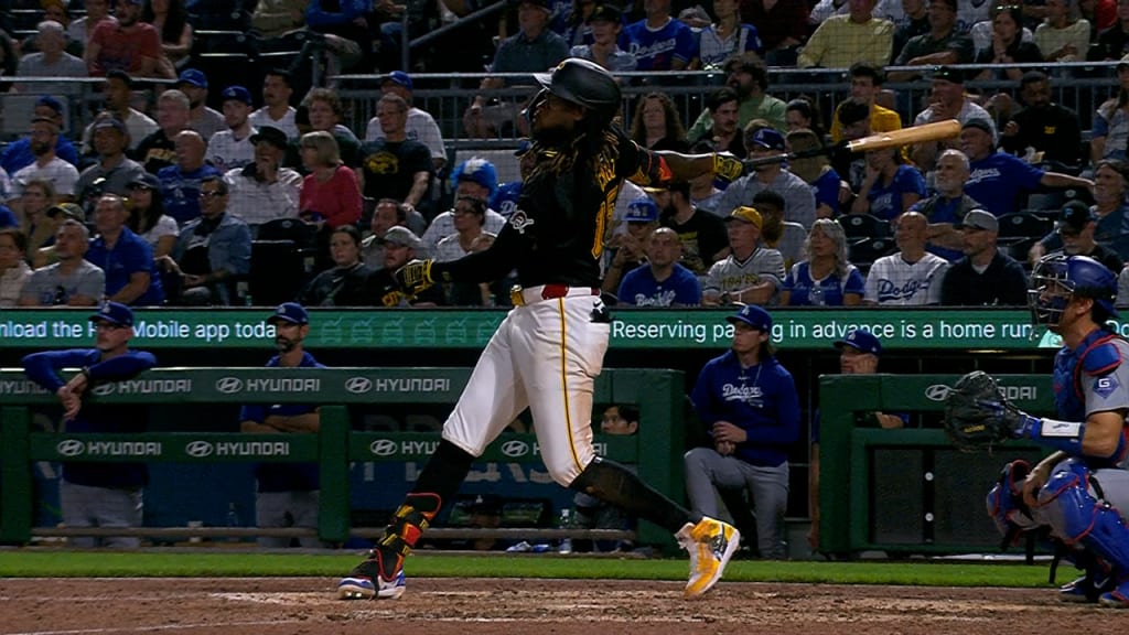 Oneil Cruz launches 462-foot homer into Allegheny River