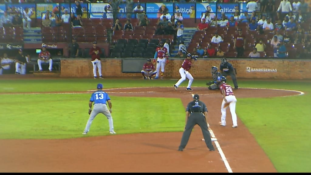 Candelario drives in 2 with a single