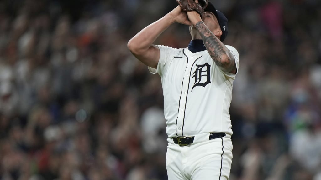 Alex Lange rejoins Tigers after nearly 15 months