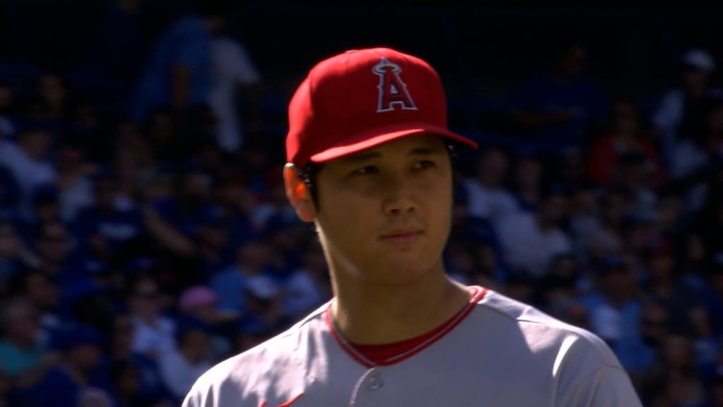 Shohei Ohtani looks absolutely ripped in spring training photo