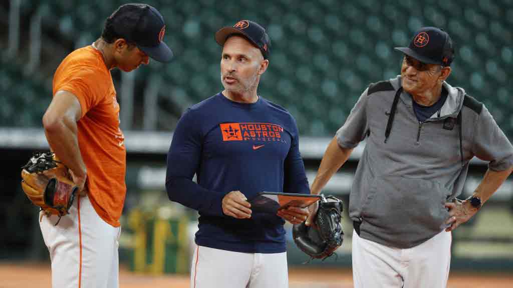 Astros set to hire Joe Espada as new bench coach