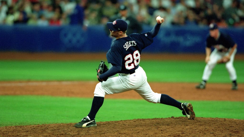 Ben Sheets takes the mound for the gold medal game in the 2000 Olympics.