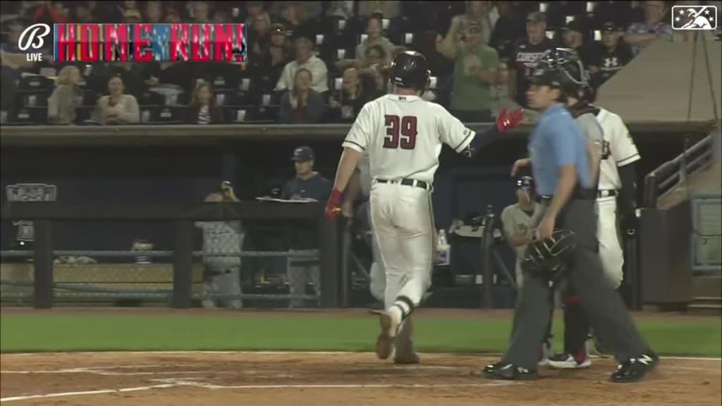 Fast-rising prospect Yanquiel Fernandez on display during 2023 MLB Futures  Game