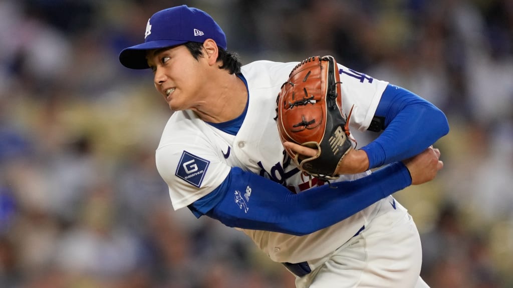 LIVE: Pitching only, Ohtani grinds out start against Marlins