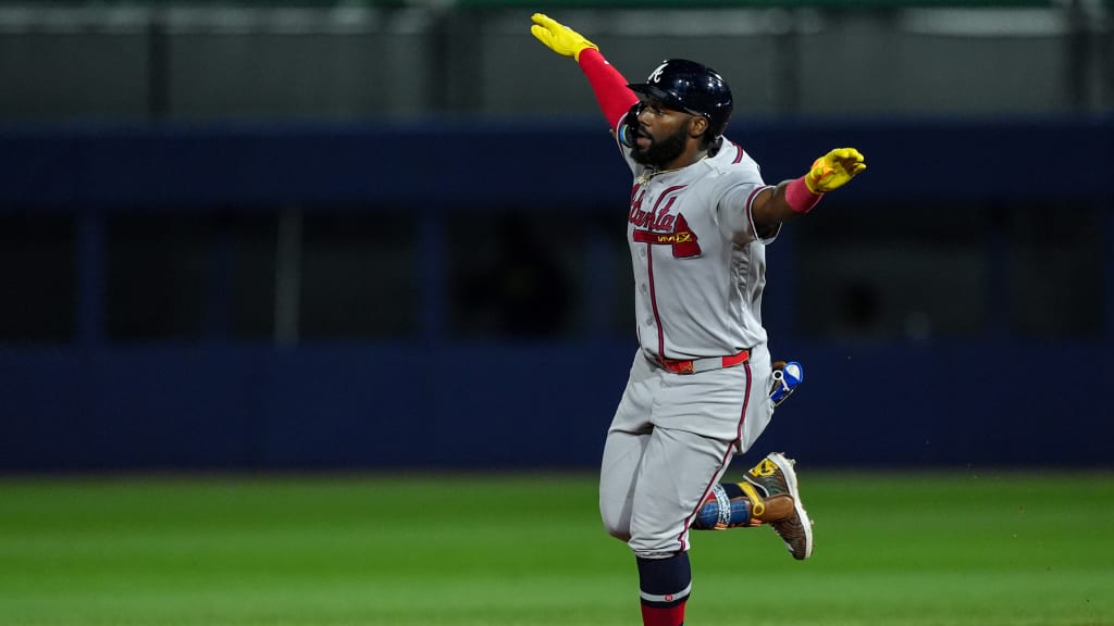 They asked Harris for a HR. They finally got one in the 9th.