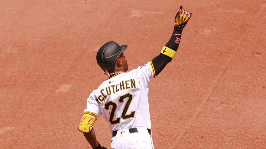 From one legend to another: Cutch passes Clemente on Bucs' all-time HR list