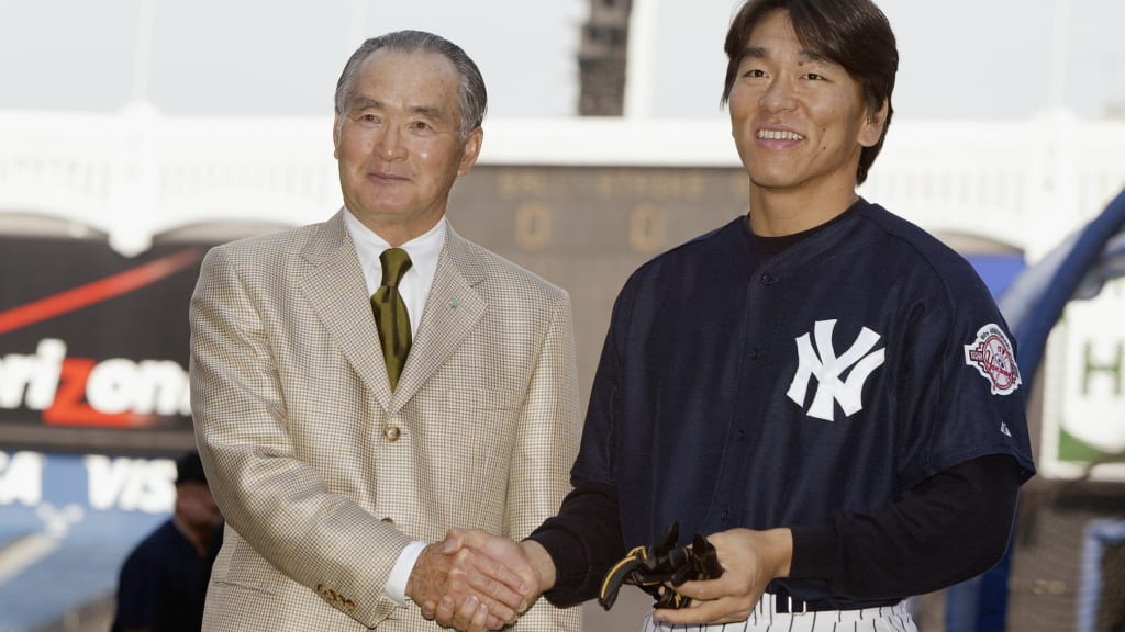 Shigeo Nagashima (left) and Hideki Matsui. (Getty)