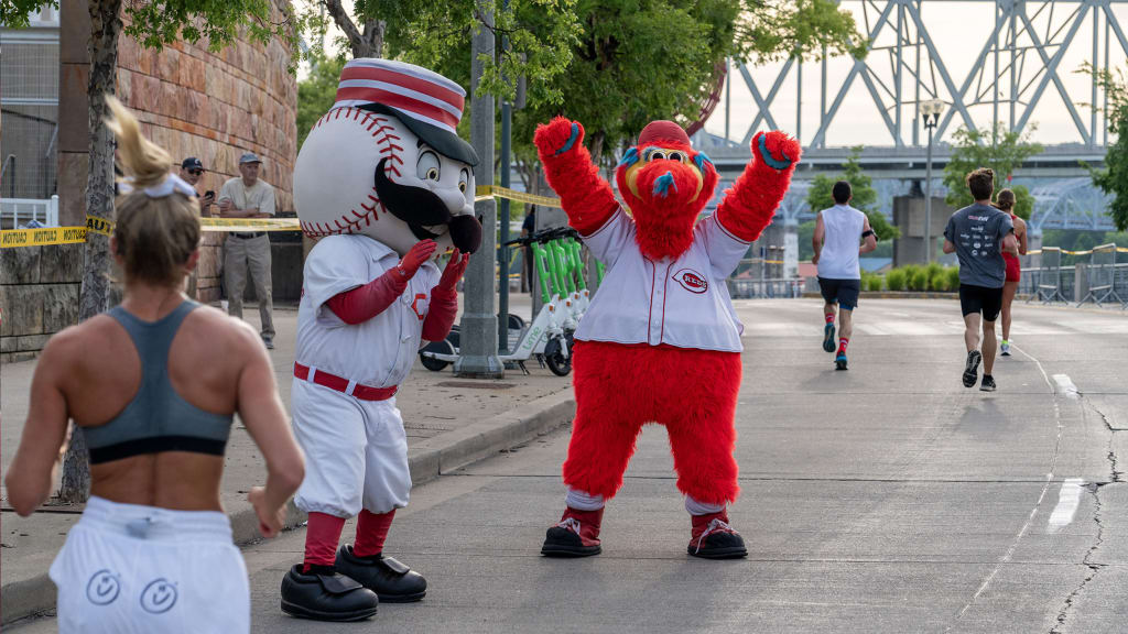 Redlegs Run Cincinnati Reds