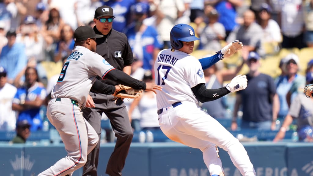 Wild double play clinches Marlins' rare series win in LA