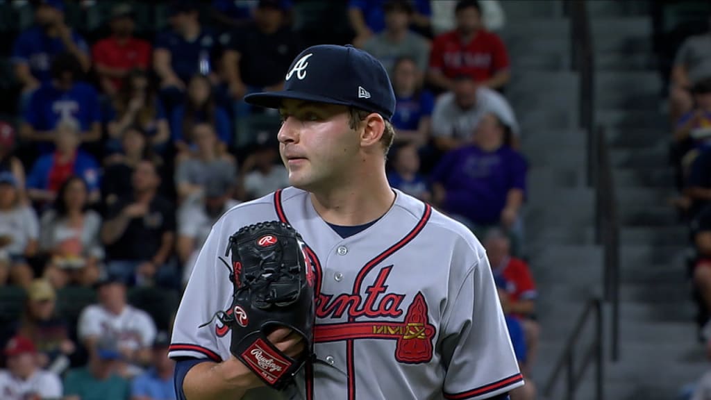 In uniform choice, Atlanta Braves go for the gold on season's first  homestand