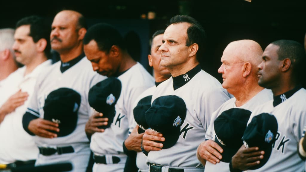 The 1998 Yankees overcame a slow start to become an absolute juggernaut. Following the lead of their stoic manager, Joe Torre (center), the team won 114 games during the regular season before sweeping the Padres in the World Series. “We couldn’t have had a better guy leading us,” says Andy Pettitte. “He just never panicked no matter what.” (Photo Credit: Major League Baseball)