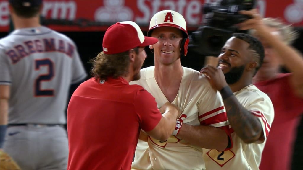 Ohtani reaches 400 MLB strikeouts, Angels beat Astros in 12