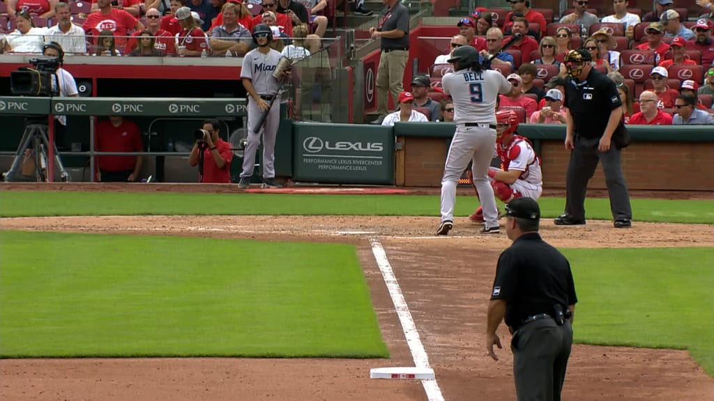 Bell, De La Cruz's HRs help Marlins rally past Reds 5-4