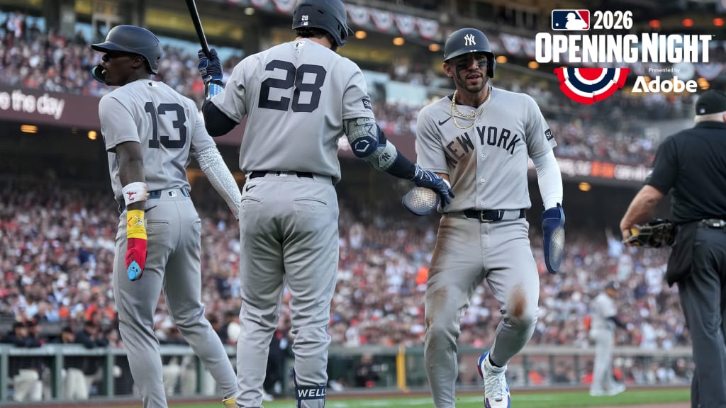 Nearly everything goes Yanks' way in Opening Night rout of Giants