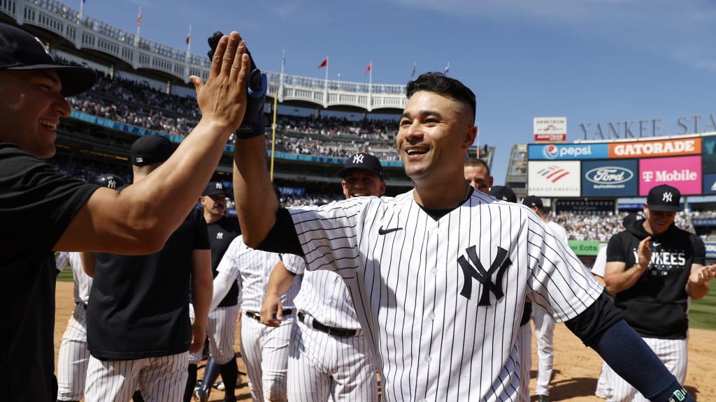 Brewers Rookie Jokes He Plays Better When His Wife Isn't at Games