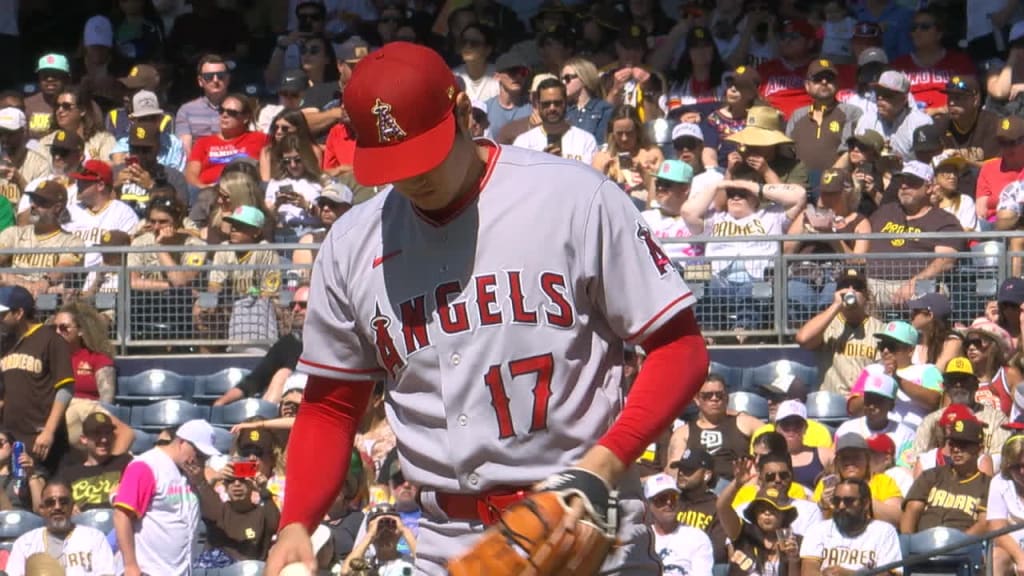 Shohei Ohtani's start against Padres pushed back due to cracked