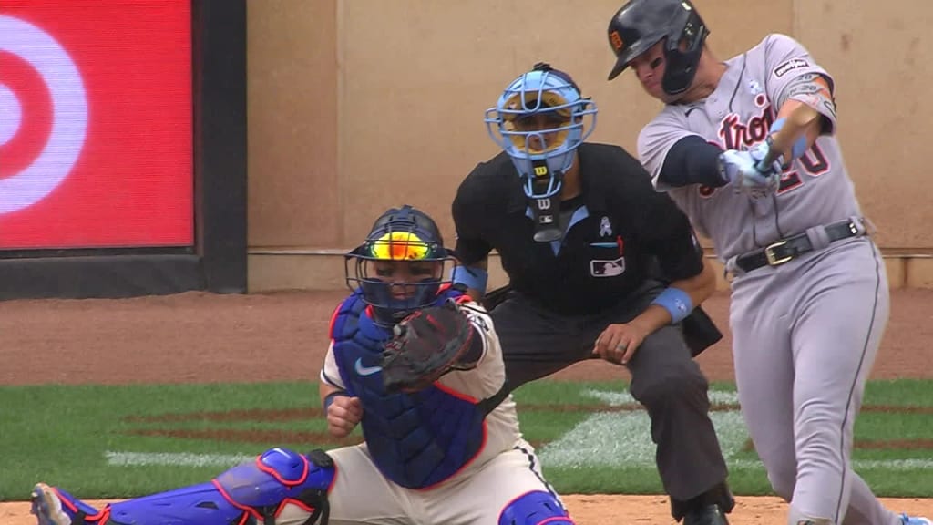 Twins fans boo Spencer Torkelson for breaking Joe Mauer plaque with foul  ball, then hitting homer