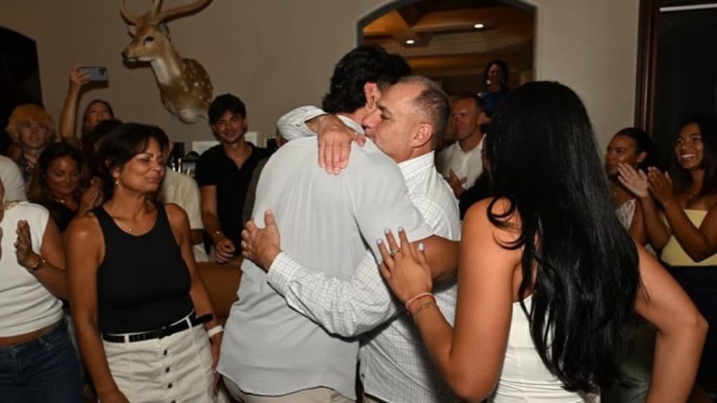 Jac Caglianone and his father, Jeff, on Draft night (Courtesy: jac.caglianone/Instagram)