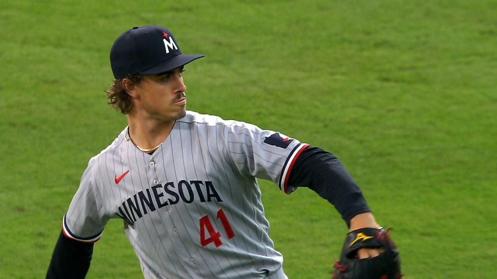 Twins' Joe Ryan shows off 'new' slider, splitter during first full