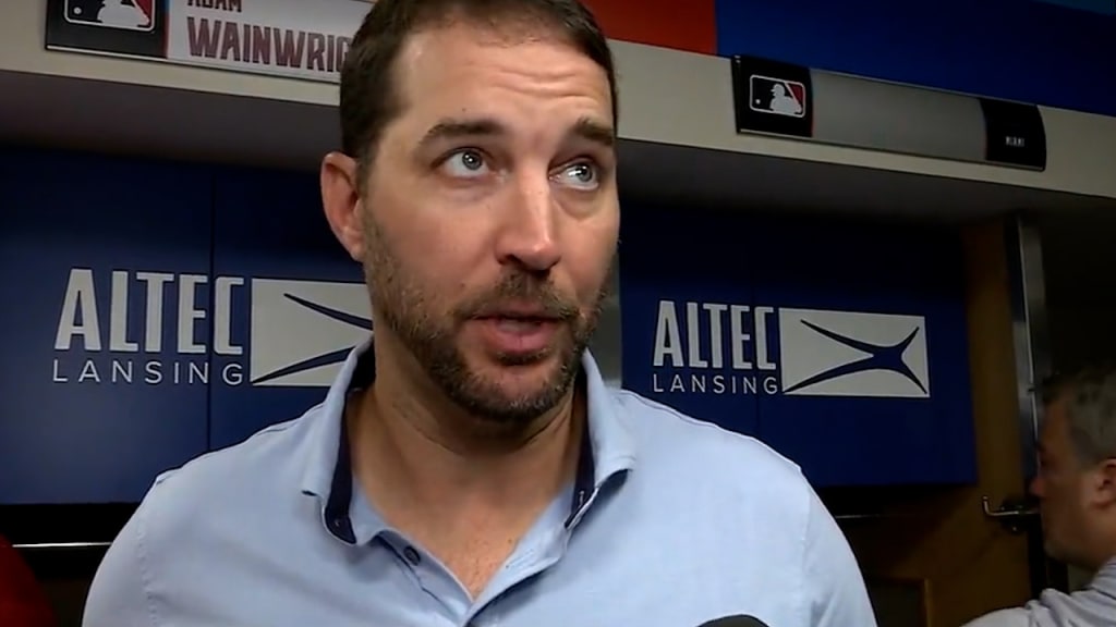 Adam Wainwright talks start, IL