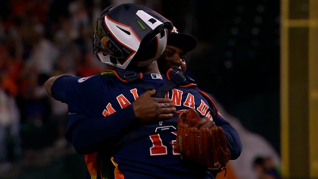 Jose De Leon pulls off historic World Baseball Classic feat