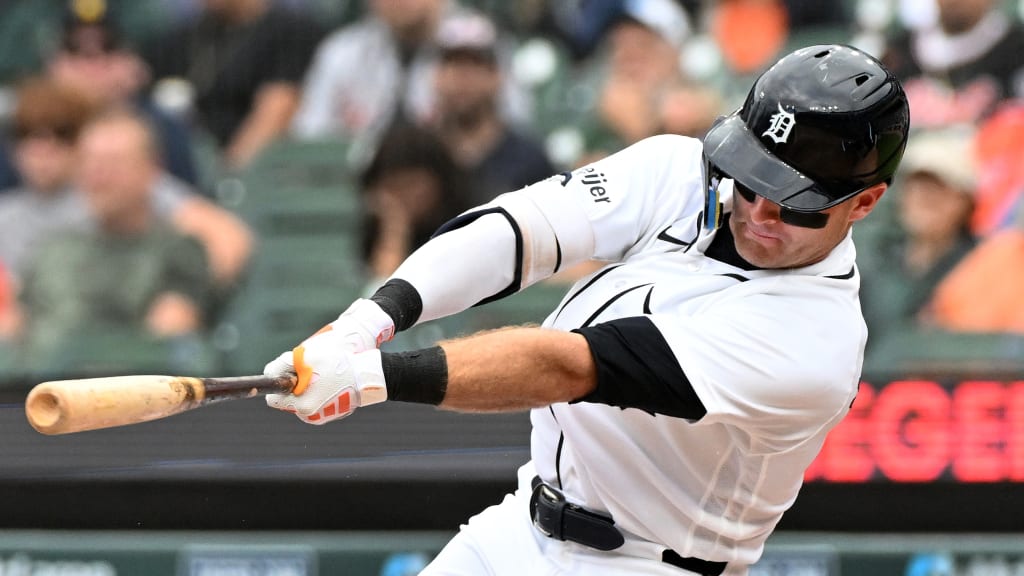 MLB.com editorial image for Detroit Tigers: Don't stop believin'? Tigers face familiar challenge in playoff chase