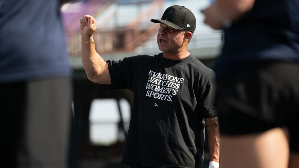 Nick Swisher before the special Oklahoma Sooners softball-focused HRDX event in Oklahoma City.