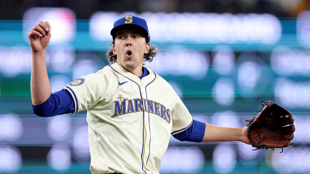 Logan Gilbert strikes out nine batters