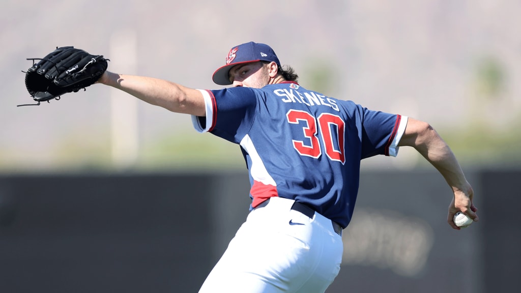 Get first look at superstar USA squad in Classic tune-up