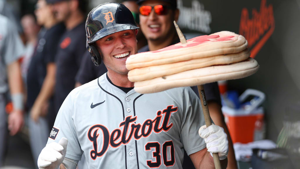 LIVE: Tigers power up in pursuit of postseason spot