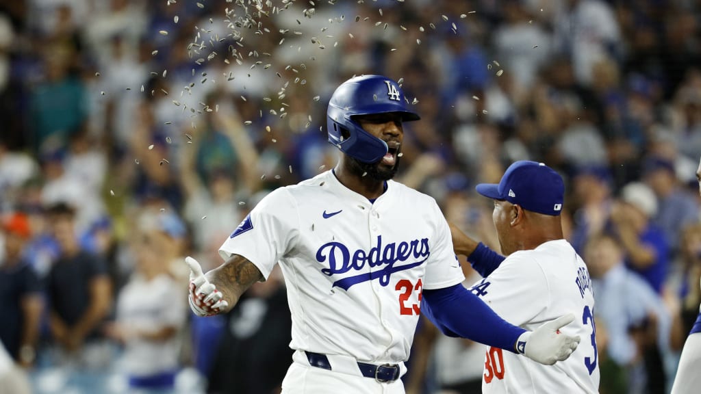 Jason Heyward's go-ahead three-run home run (6)