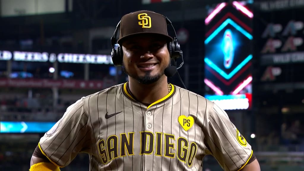 Luis Arraez makes Padres history in debut with team