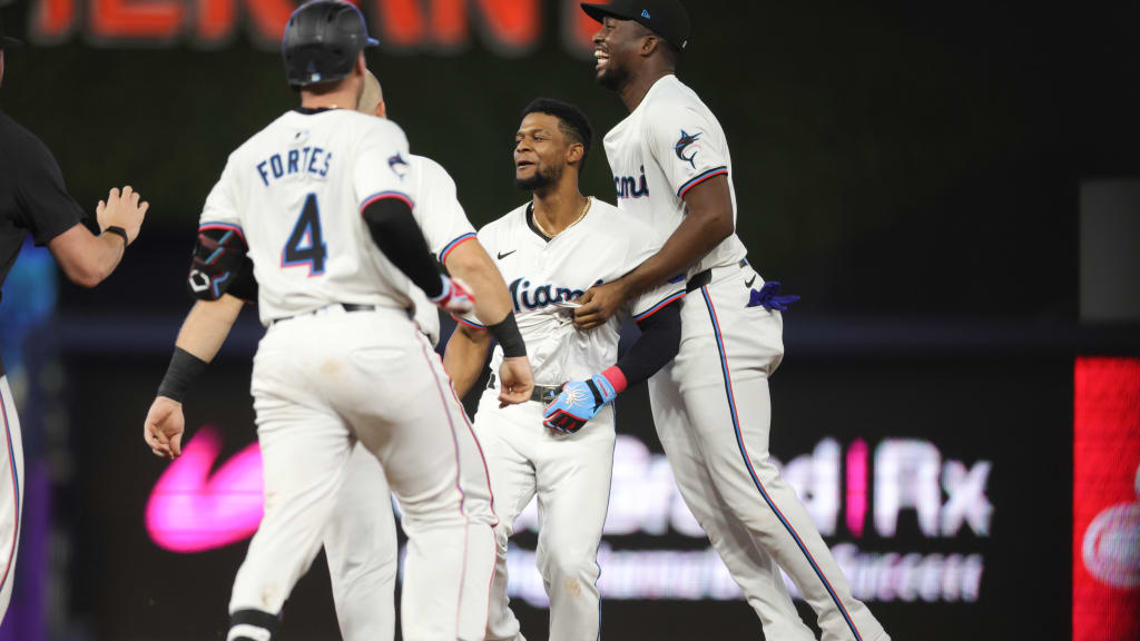 Otto Lopez's walk-off single