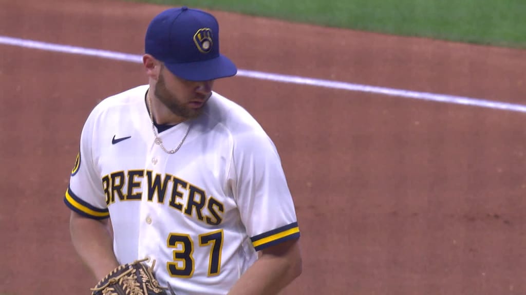 Devin Williams blows save in Brewers 4-3 loss to Cubs