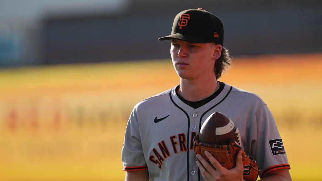 Birdsong dealing with right forearm, UCL strains