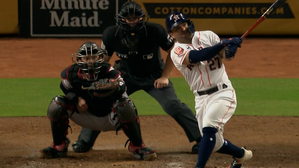 Con jonrón de 3 carrera de Mullins, Orioles remontan para vencer a Astros