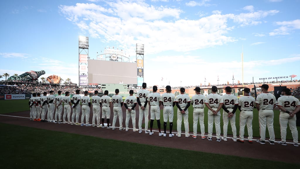 24 all across the diamond in Giants' tribute to Mays