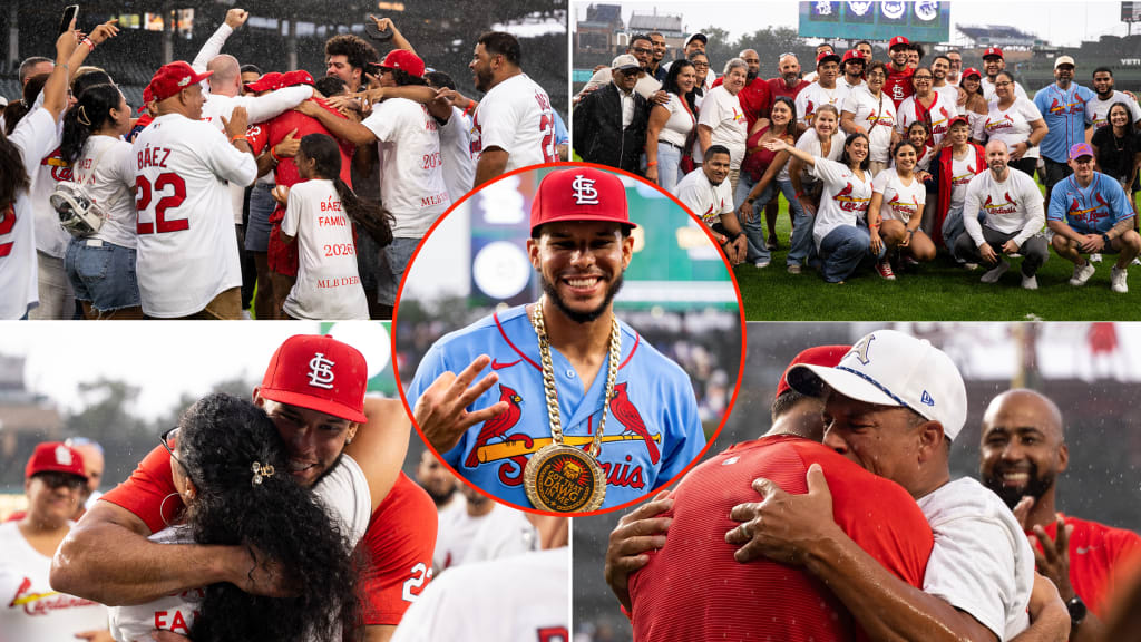 Báez had all-time debut -- and family bore witness
