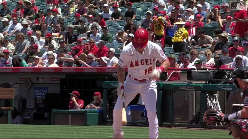 Shohei Ohtani's first official BP with Angels shows he can perform