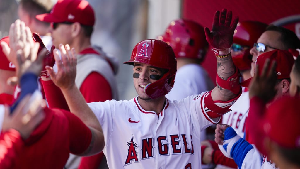 Zach Neto's solo homer (1)