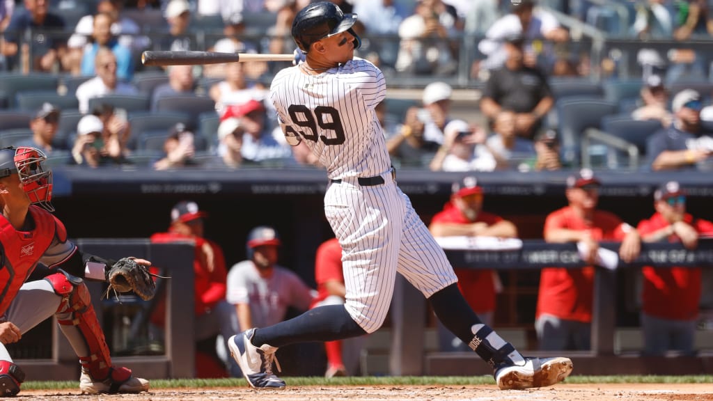 LIVE: Bombers' boppers erupt in the Bronx