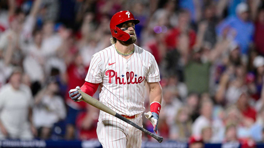 Phils carry momentum from 20-win May right into June