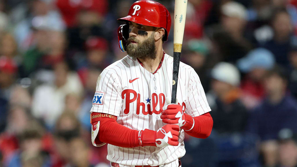 LIVE: Grip on Wild Card spot slipping away, Phils really need a win