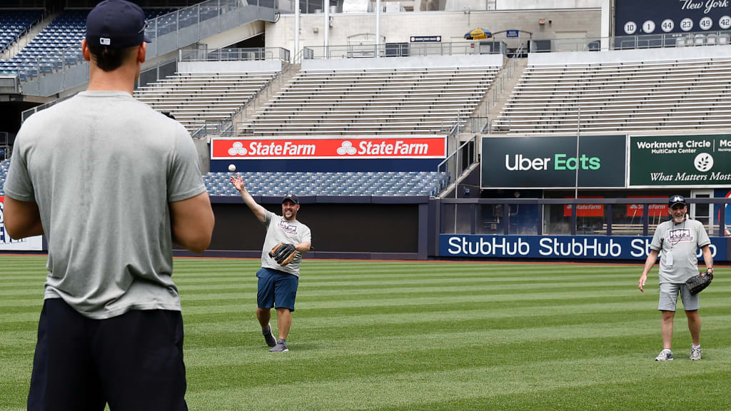 Watch: Aaron Judge meets with cancer survivor - Pinstripe Alley