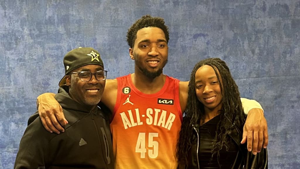 Donovan Mitchell's baseball fandom due to his father