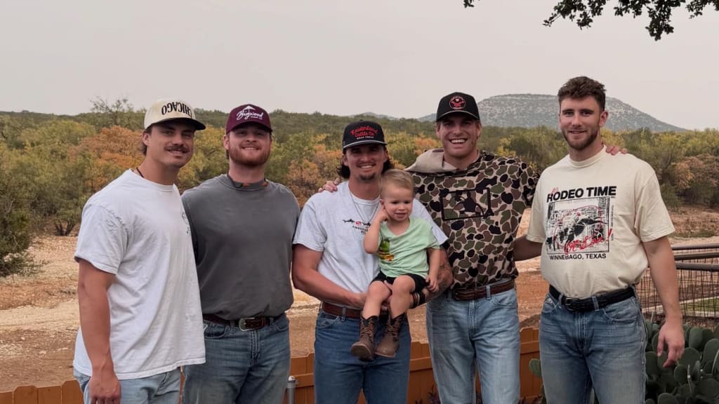 The "City Slickers" group, plus Davis Martin's son Doak